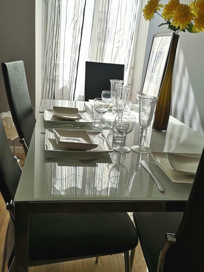 Beachside Appartement In Center Of קאן מראה חיצוני תמונה