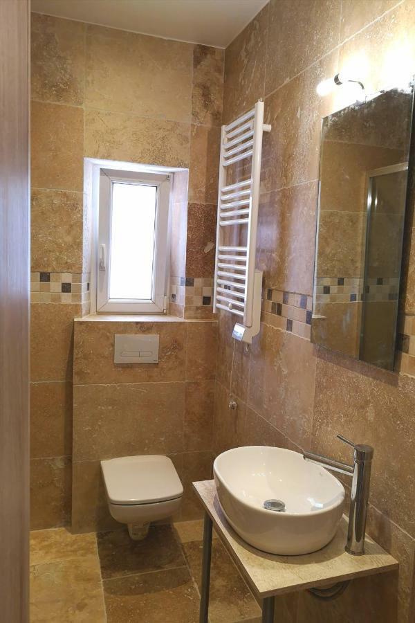 Beachside Appartement In Center Of קאן מראה חיצוני תמונה